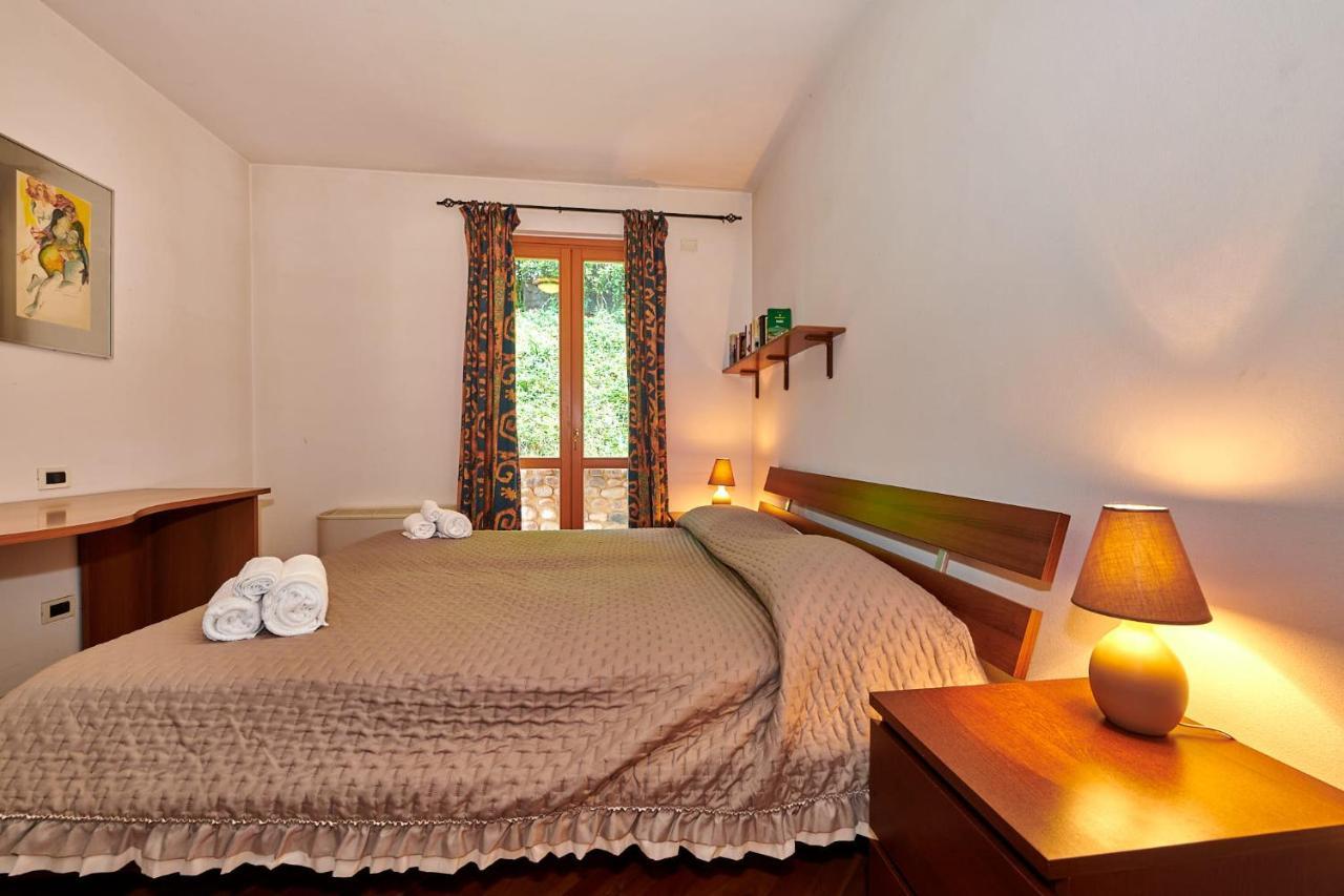 Apartmentsgarda - Baia D'Argento Residence Costermano Dış mekan fotoğraf