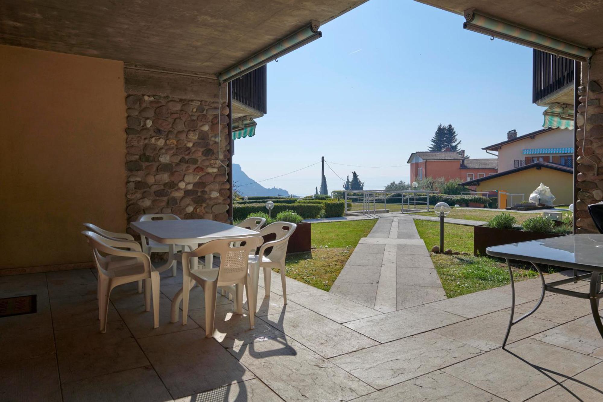 Apartmentsgarda - Baia D'Argento Residence Costermano Dış mekan fotoğraf